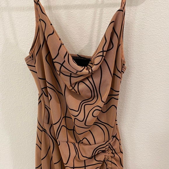 Abstract Ruched Slip Dress - Picture 2 of 4